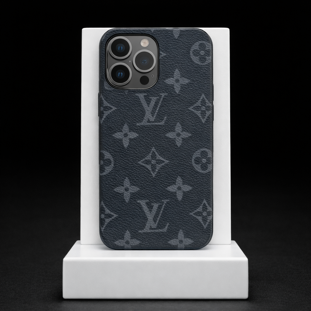 LV TOTAL BLACK